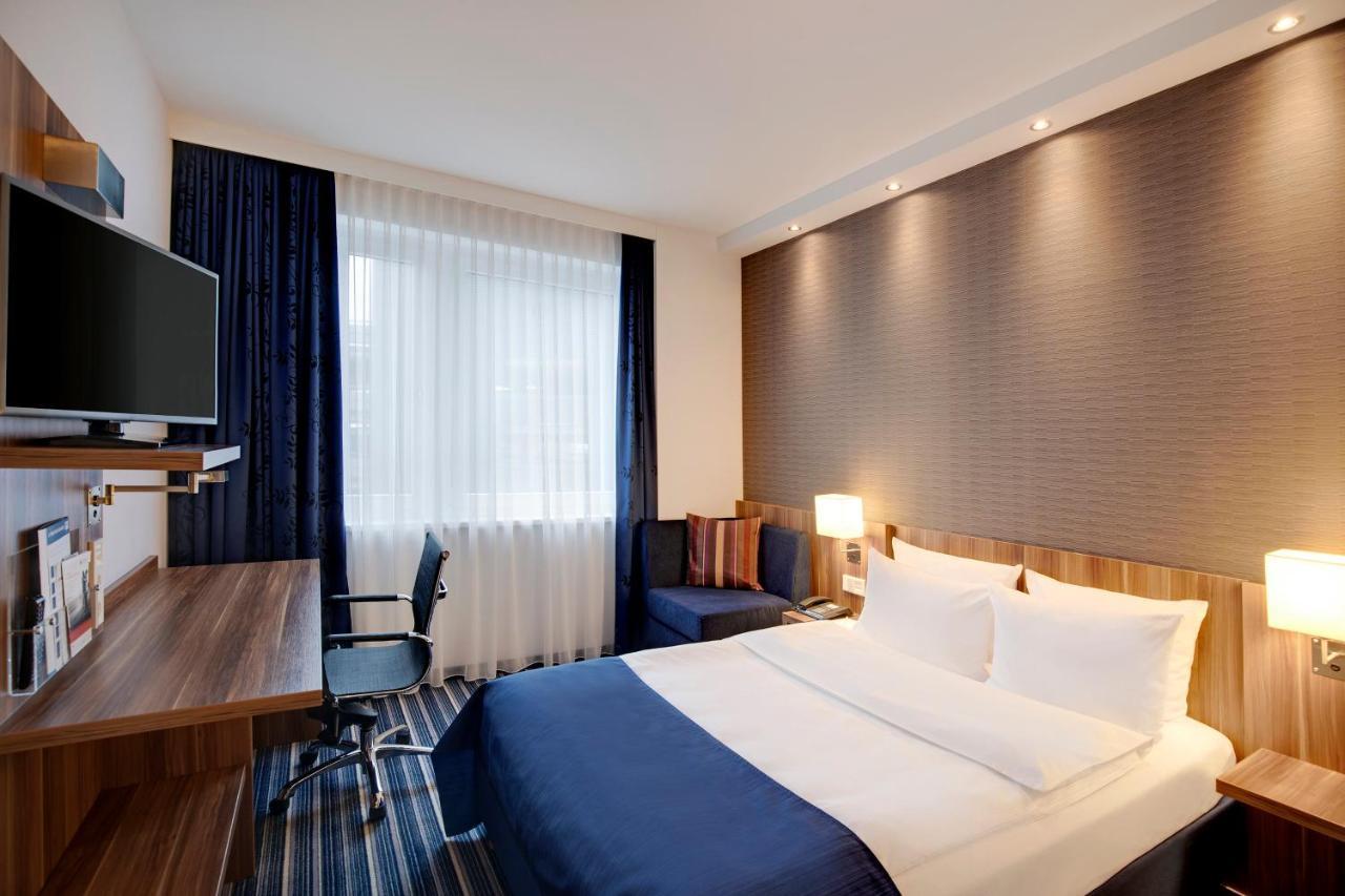 Express Airport By Ihg