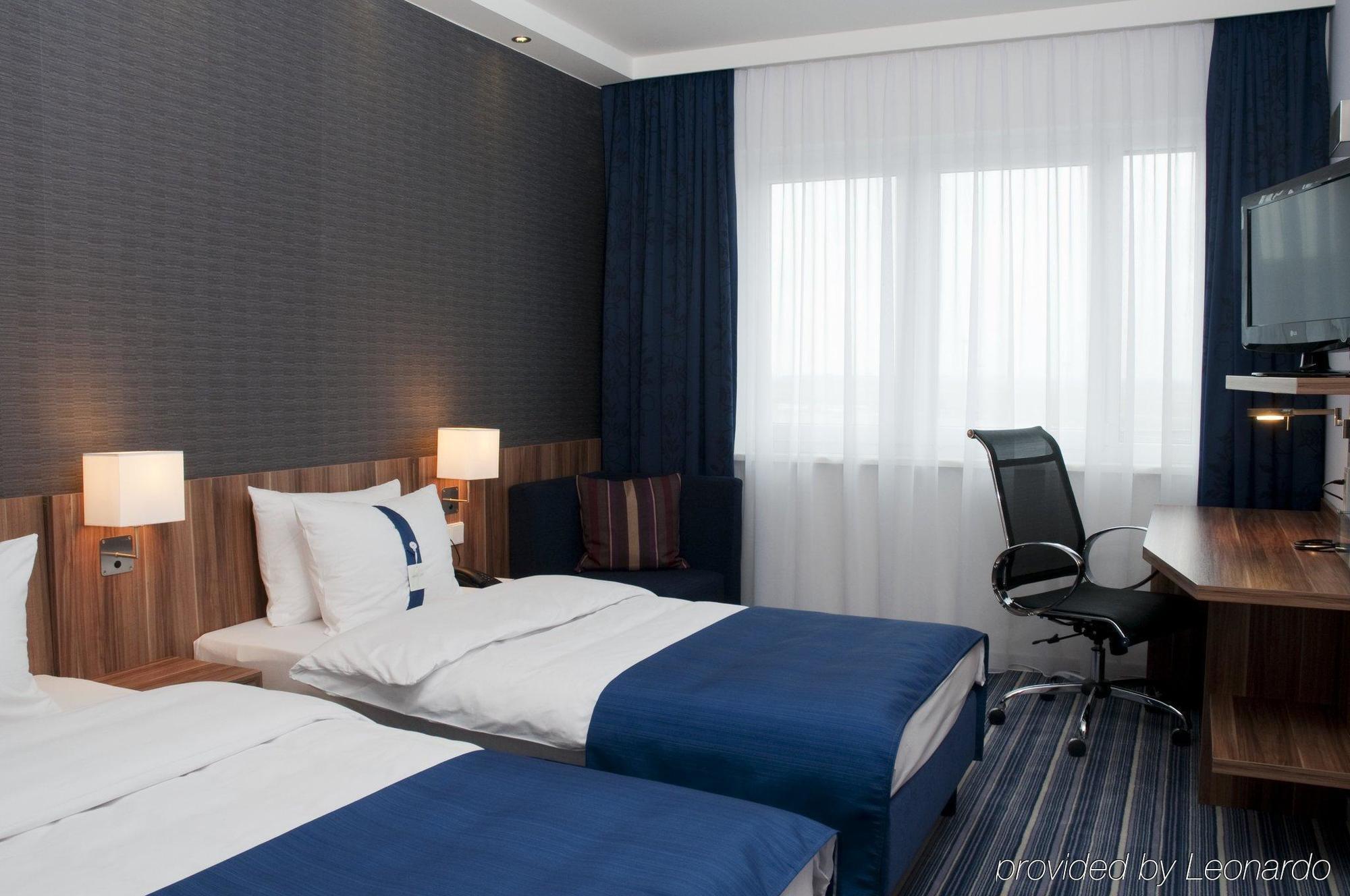 Express Airport By Ihg
